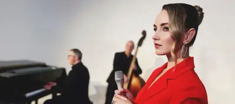 Анастасия Лютова и Лютый бэнд