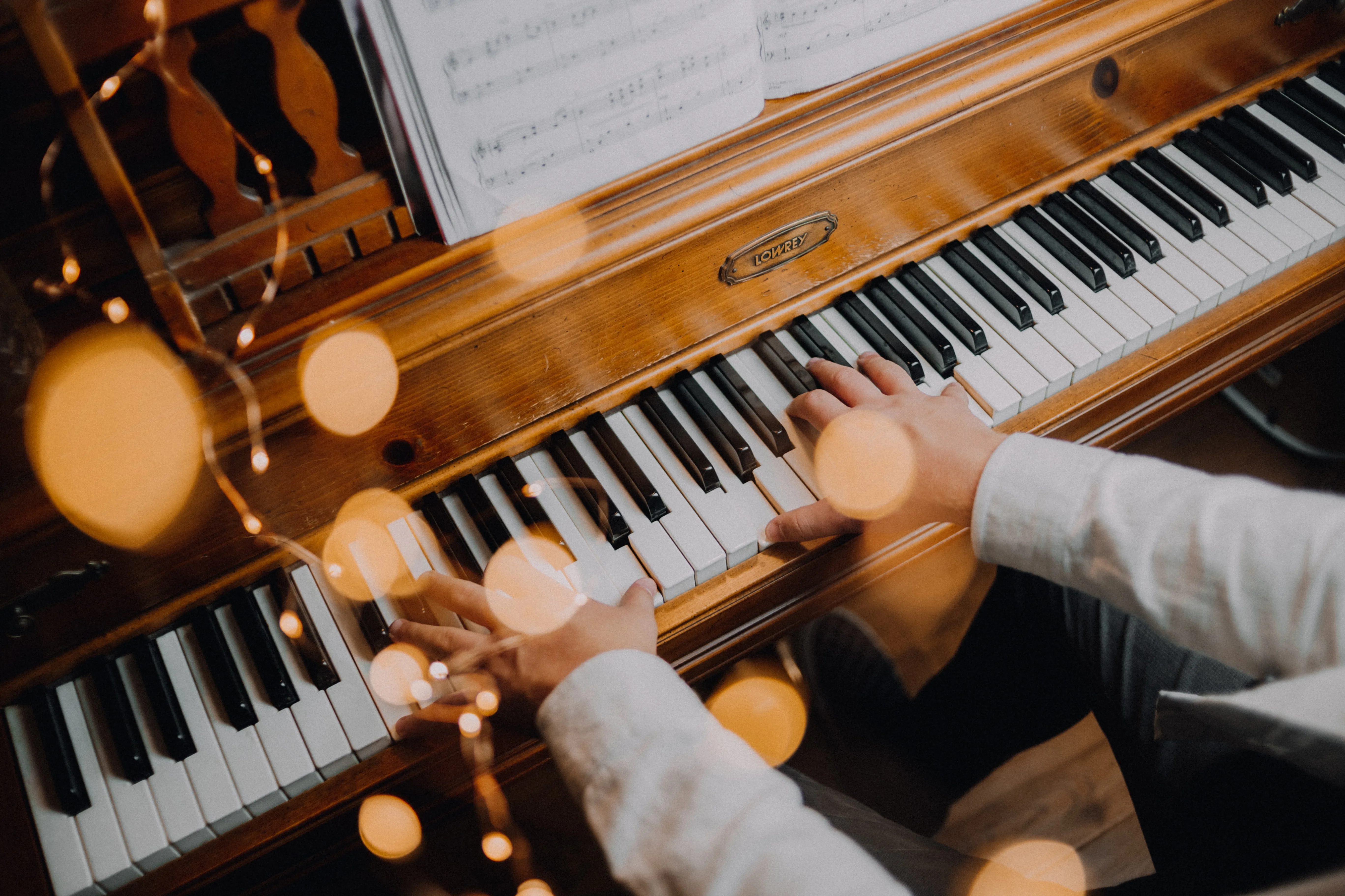 Моюн Юн. Pianissimo