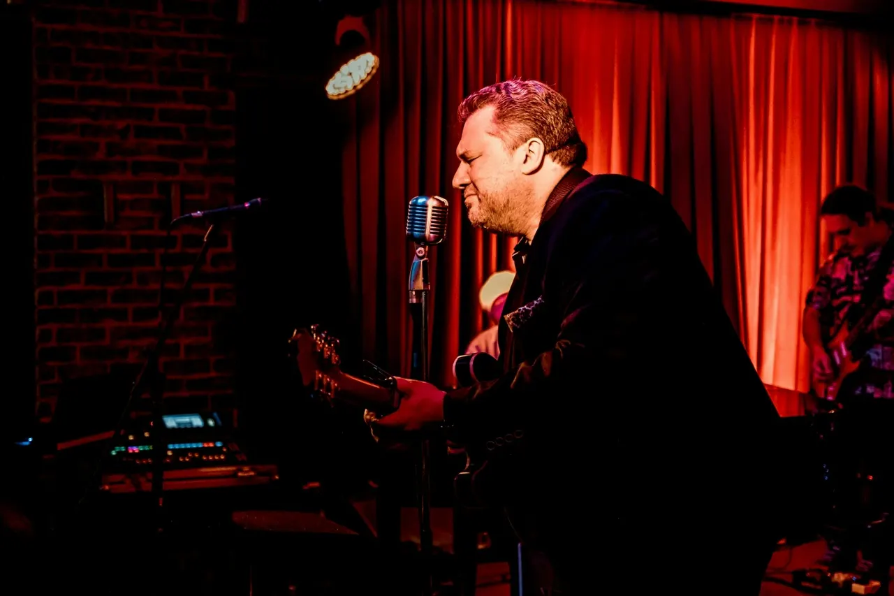 Friday Night: Mishouris Blues Band