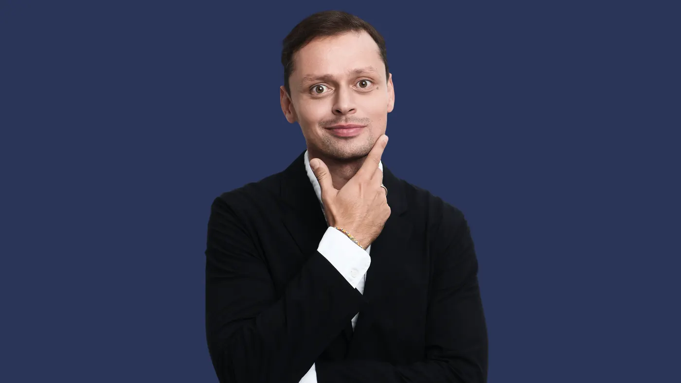Виктор Комаров