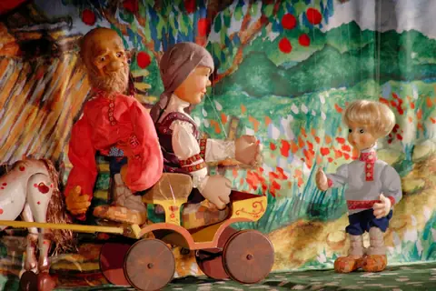 Гуси-лебеди