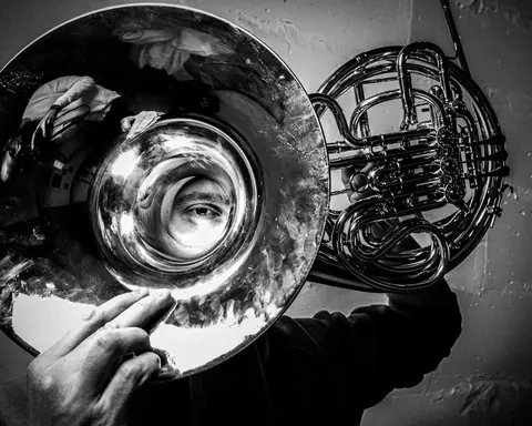 Simple Music Ensemble. На сиреневой луне. Музыка Агутина