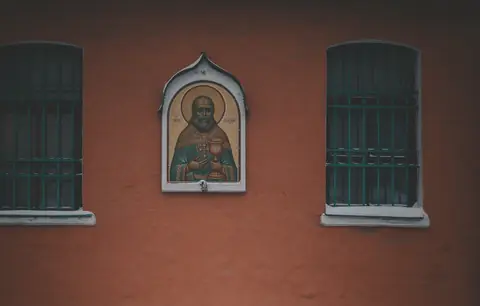 Москва не сразу строилась