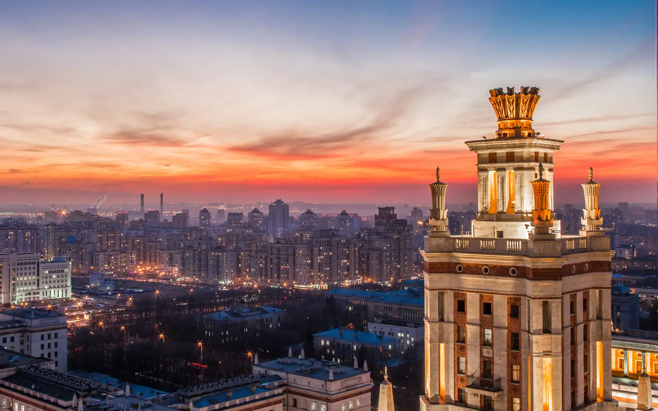 Москва в свете огней: вечерняя обзорная экскурсия